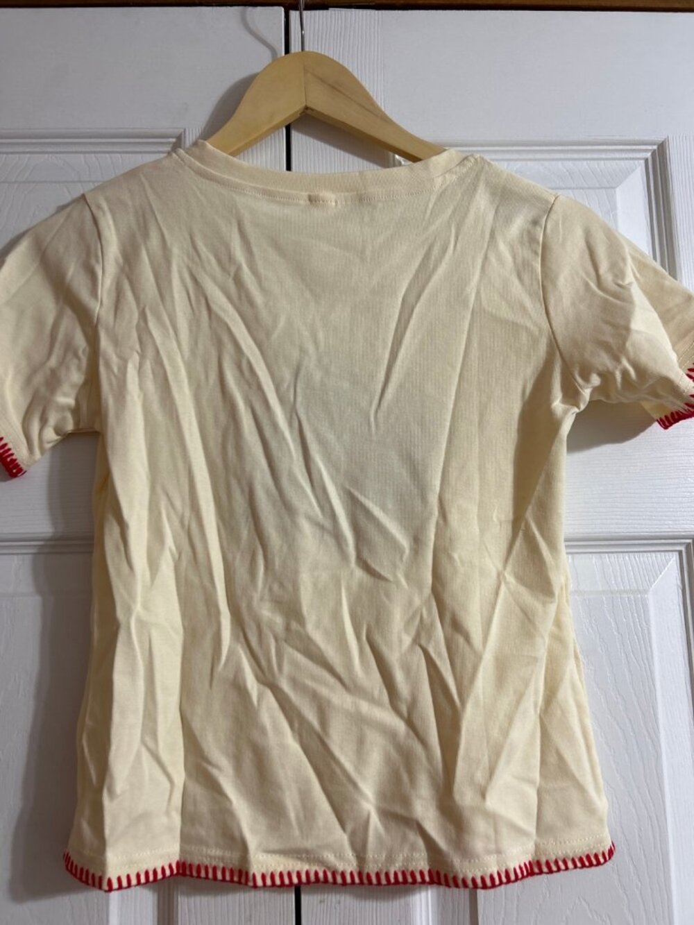 Y2K Vintage Cream T-Shirt – Size S, Embroidered Heart & Cross, Red Trim - Picture 5 of 5